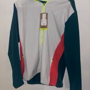 ASICS Men's White and Red Windbreaker